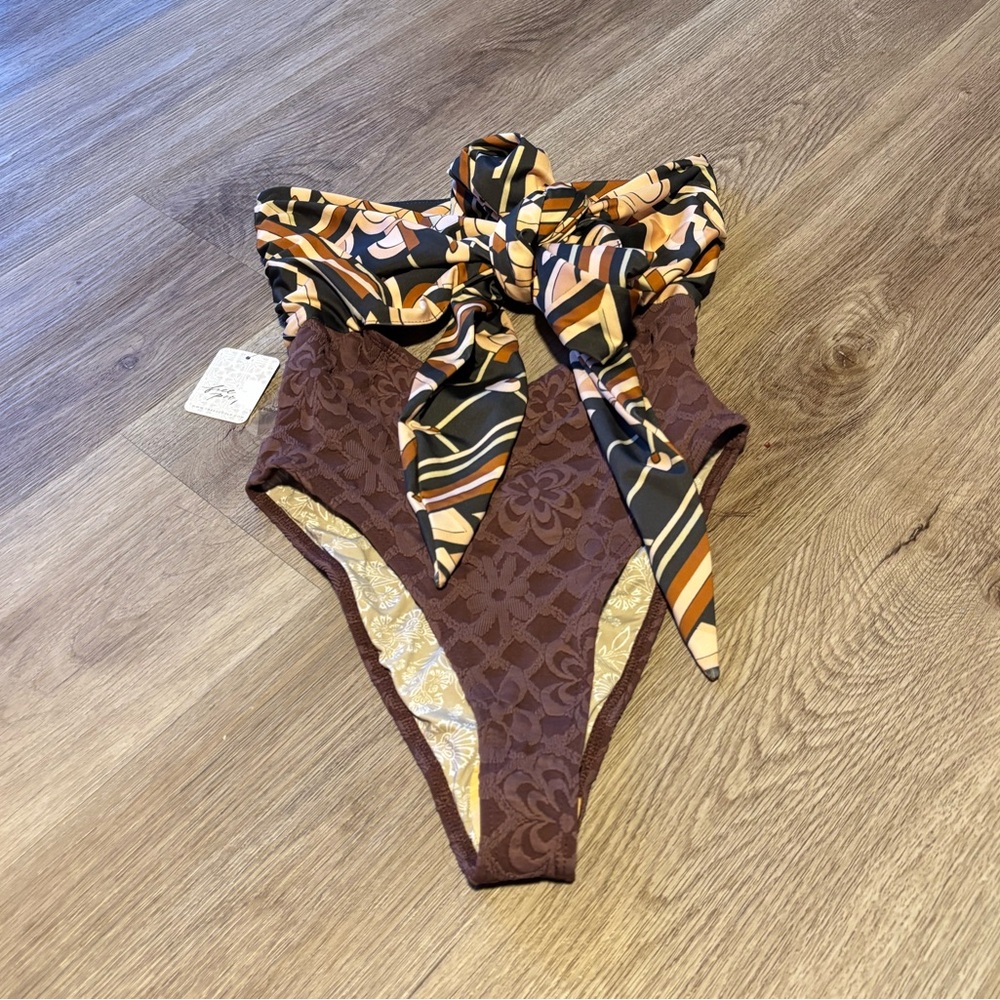 NEW Free People free-est Miley One-Piece Swimsuit - Picture 5 of 9